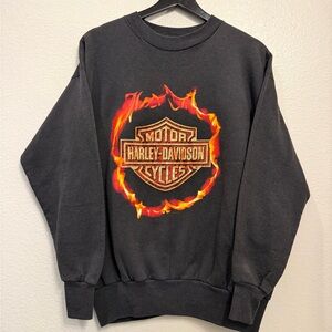 1997 Harley Davidson Flaming Logo Fire Faded Men’s Biker Crewneck M 21x26.5